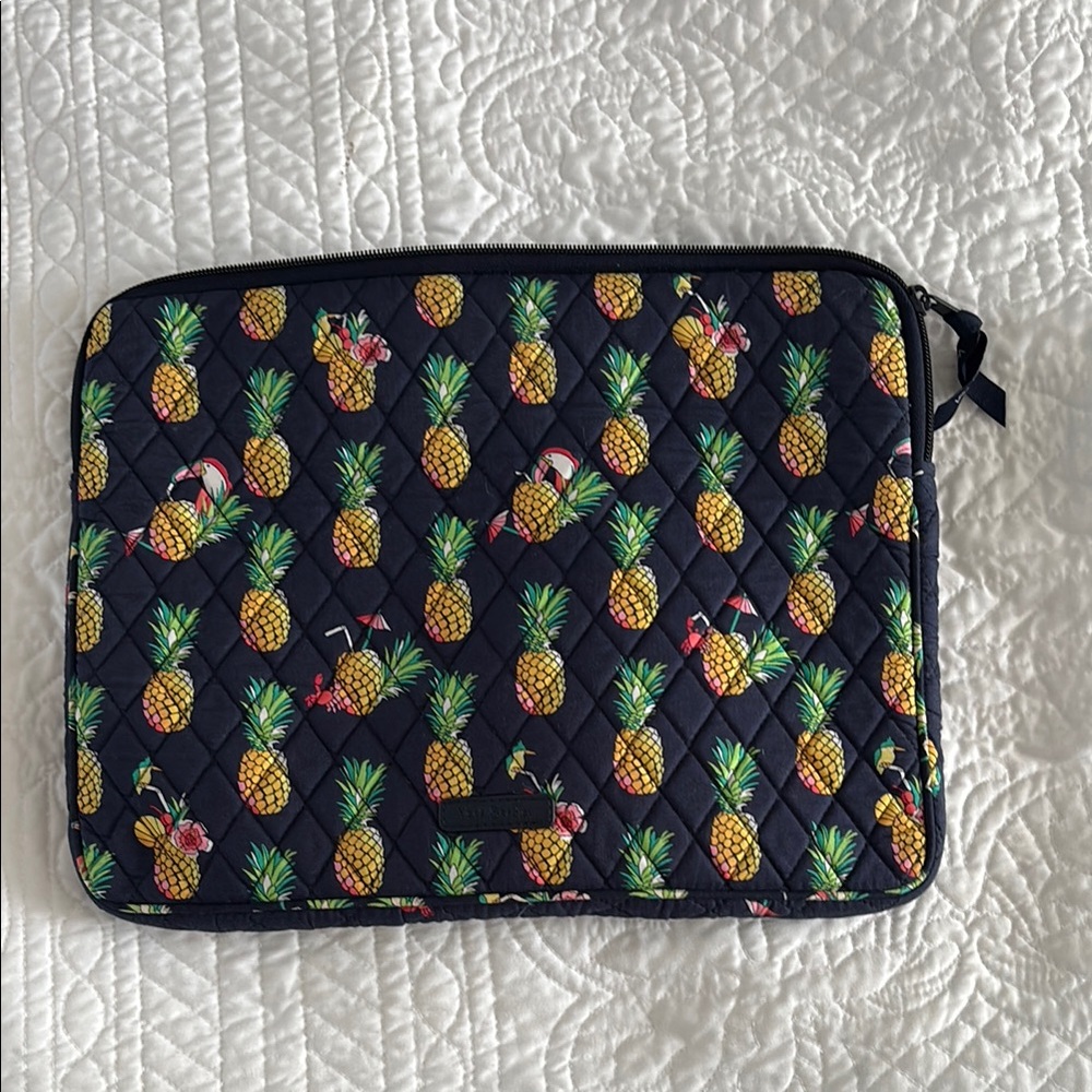 Vera Bradley Pineapple Laptop Sleeve. Like new